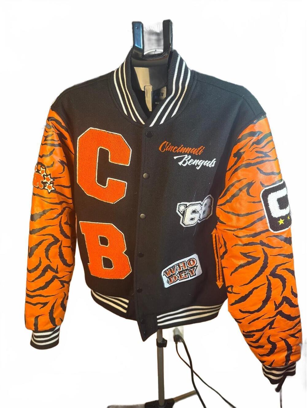 Vengeance78 sz L Cincinnati Bengals Varsity Jacket with Tiger stripe Embroidered